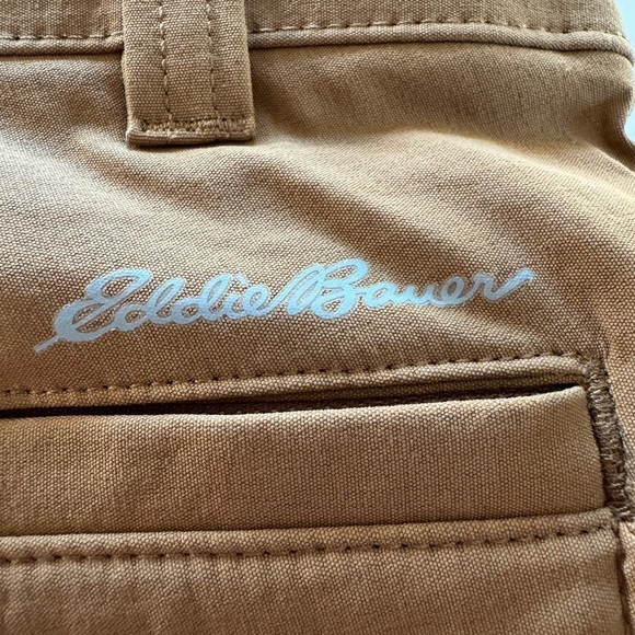 Eddie Bauer Nylon Zipper Pocket Flat Front Short / 35 - Picture 5 of 11